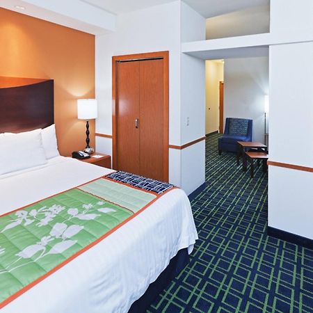 Fairfield Inn & Suites Tulsa South Medical District Екстериор снимка