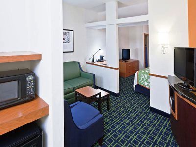 Fairfield Inn & Suites Tulsa South Medical District Екстериор снимка