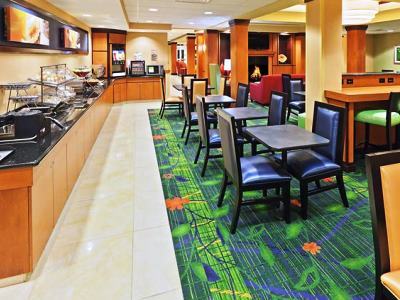 Fairfield Inn & Suites Tulsa South Medical District Екстериор снимка