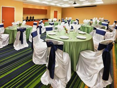 Fairfield Inn & Suites Tulsa South Medical District Екстериор снимка